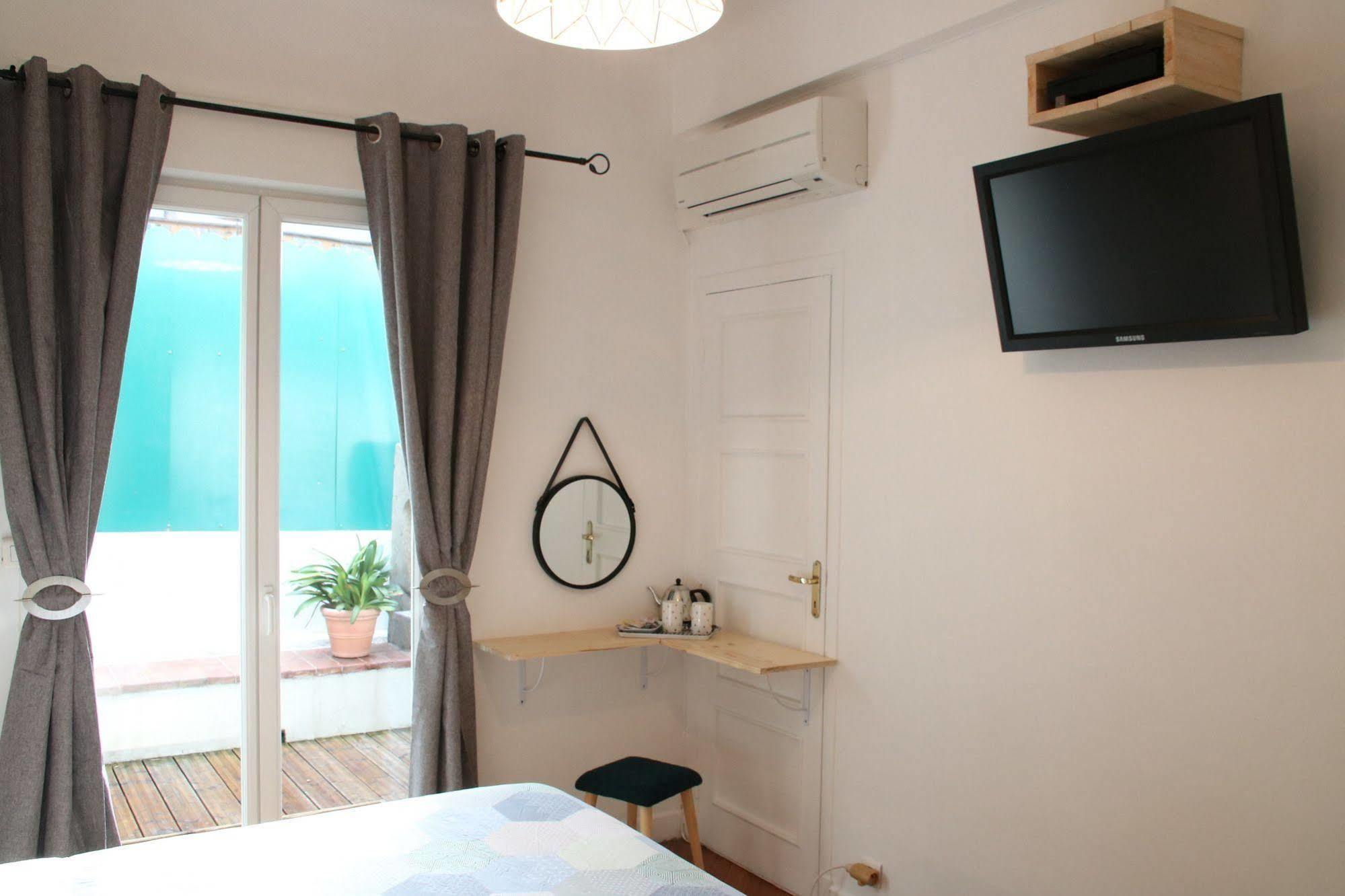 6 Bedrooms Seaview House, Old Town Nizza Kültér fotó